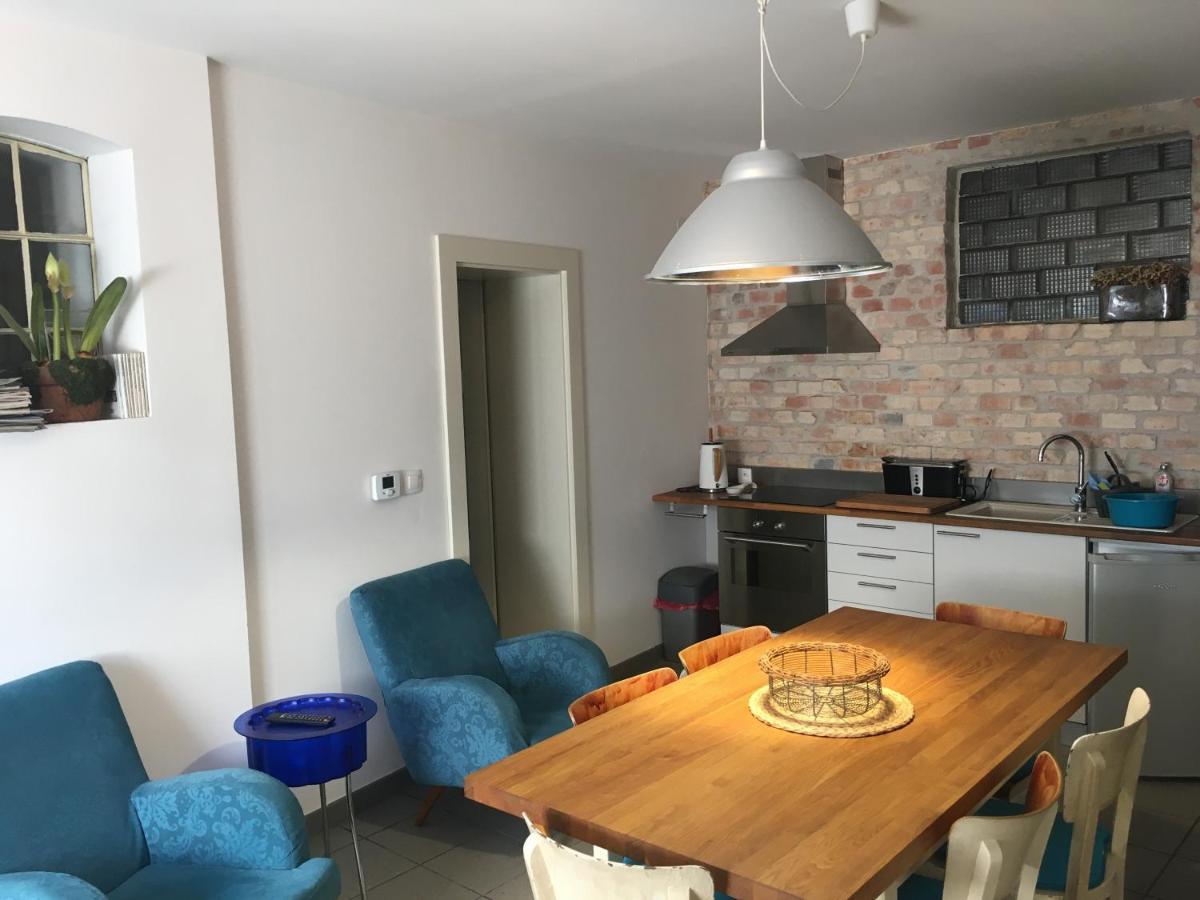 Apartman Ve Dvore Ratiskovice Exterior foto