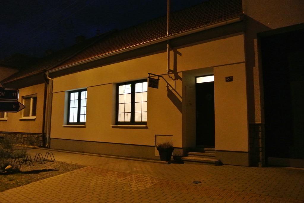 Apartman Ve Dvore Ratiskovice Cameră foto